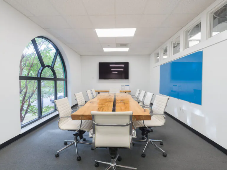 Expansive Alexandria meeting room